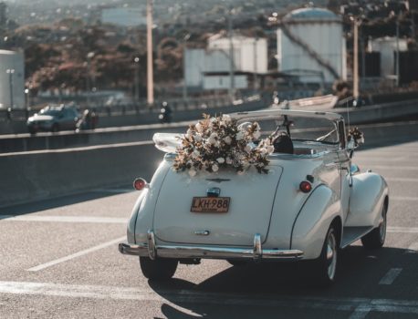 Cómo debe ser el coche ideal para el día de tu boda